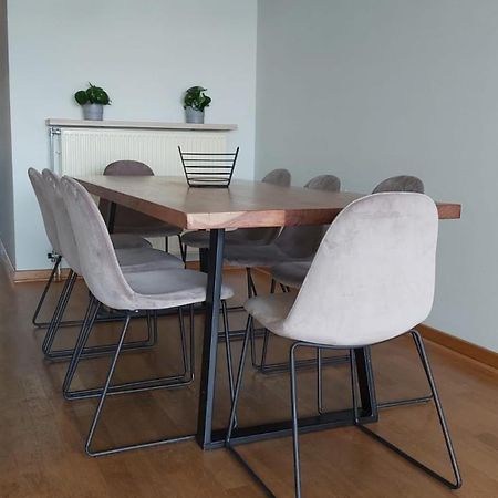 Appartement met zeezicht op het Van Bunnenplein Knokke-Heist Buitenkant foto