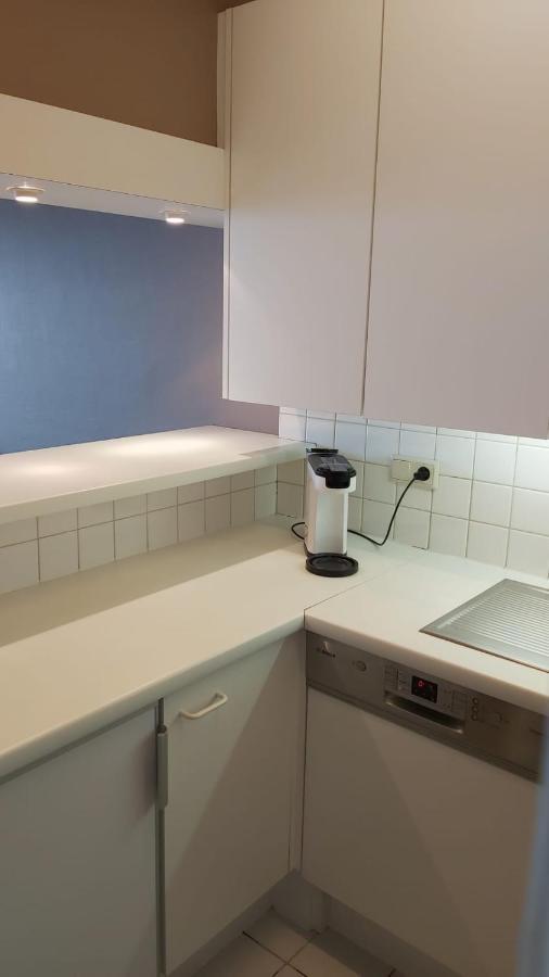 Appartement met zeezicht op het Van Bunnenplein Knokke-Heist Buitenkant foto